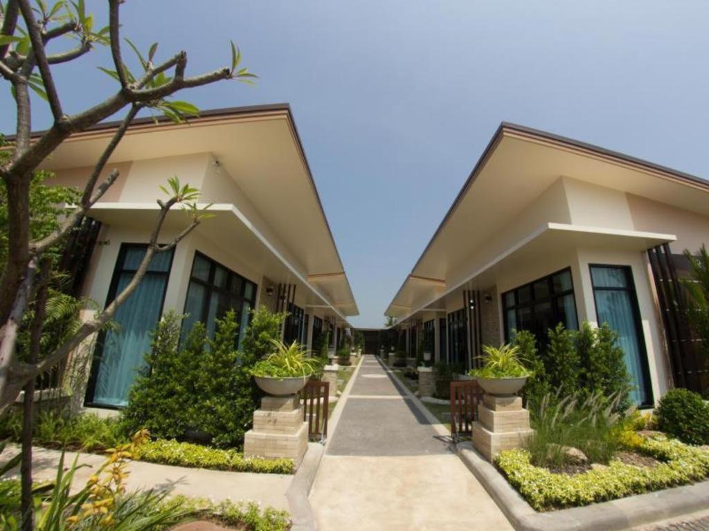 Med Room Korat Nakhonratchasima Екстериор снимка