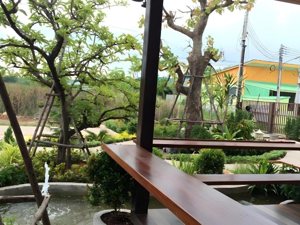 Med Room Korat Nakhonratchasima Екстериор снимка