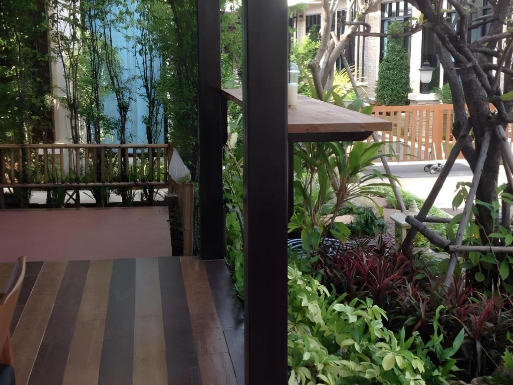 Med Room Korat Nakhonratchasima Екстериор снимка