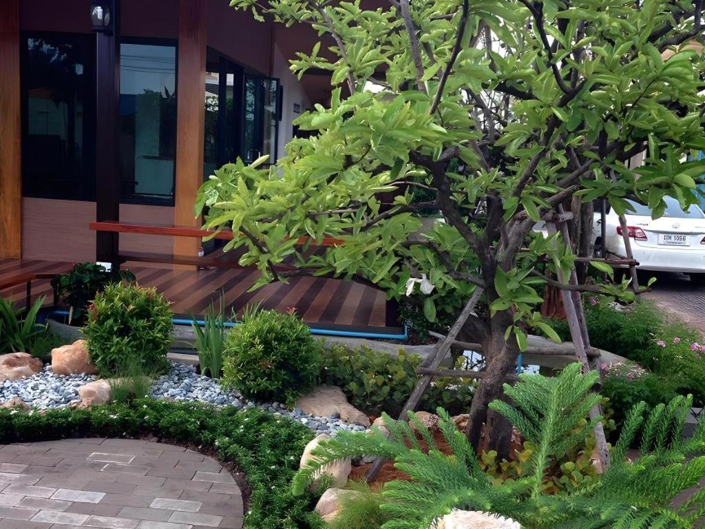 Med Room Korat Nakhonratchasima Екстериор снимка