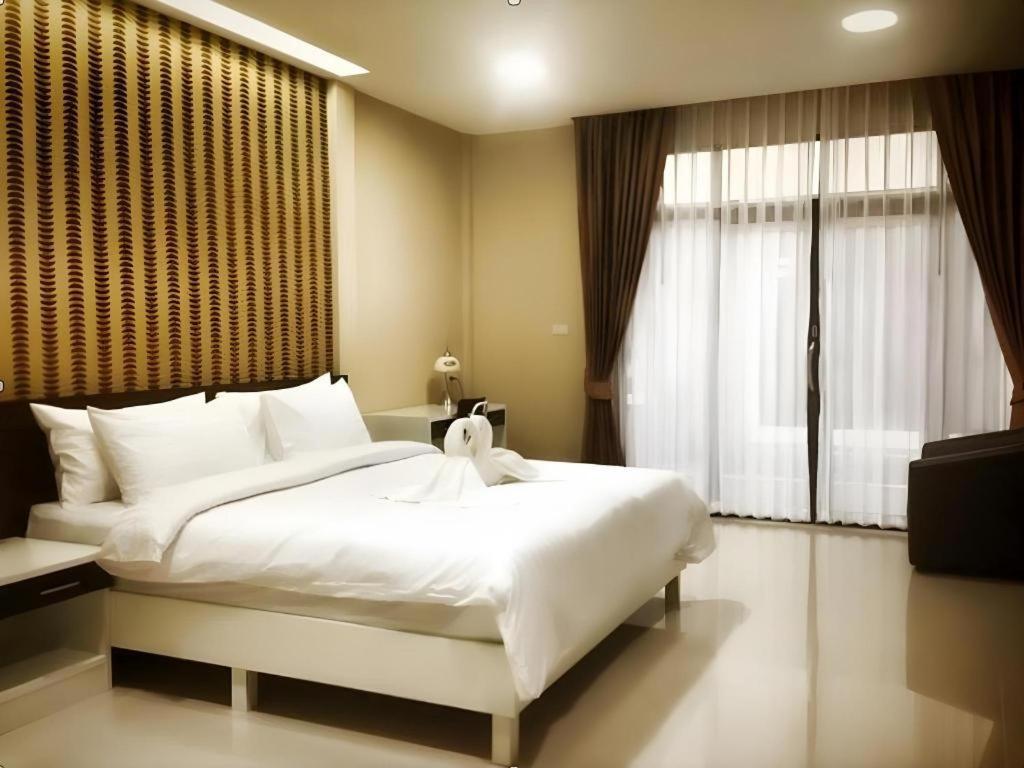 Med Room Korat Nakhonratchasima Екстериор снимка